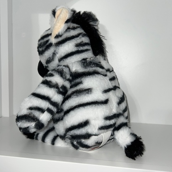 NWT snuggle zebra hottie microwaveable
packet infused with lavender - Picture 12 of 16